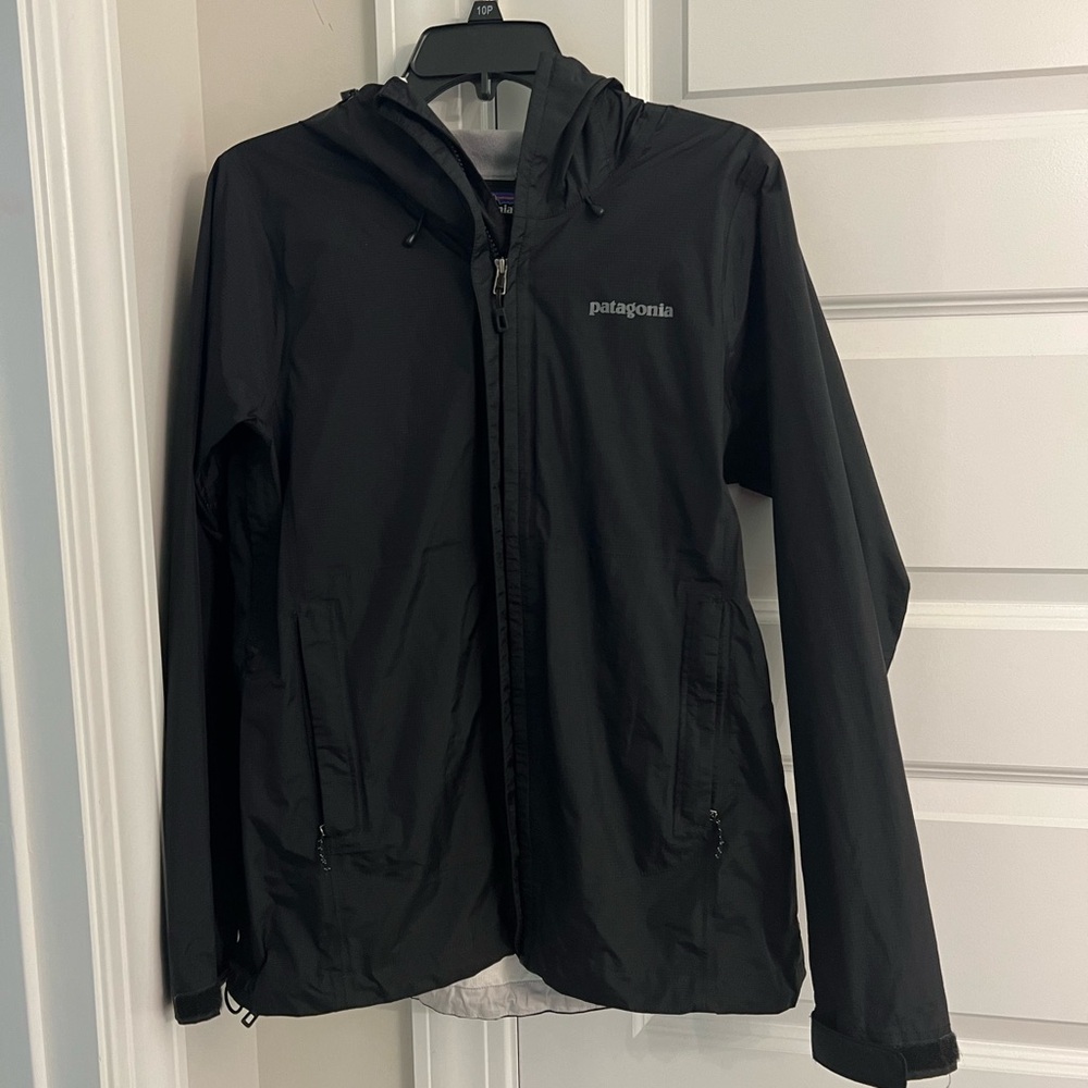 Patagonia Women’s Raincoat H2No